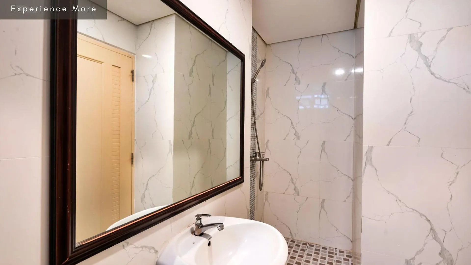 Cosmo Central Hotel Ho Chi Minh-Byen 0*,  Vietnam